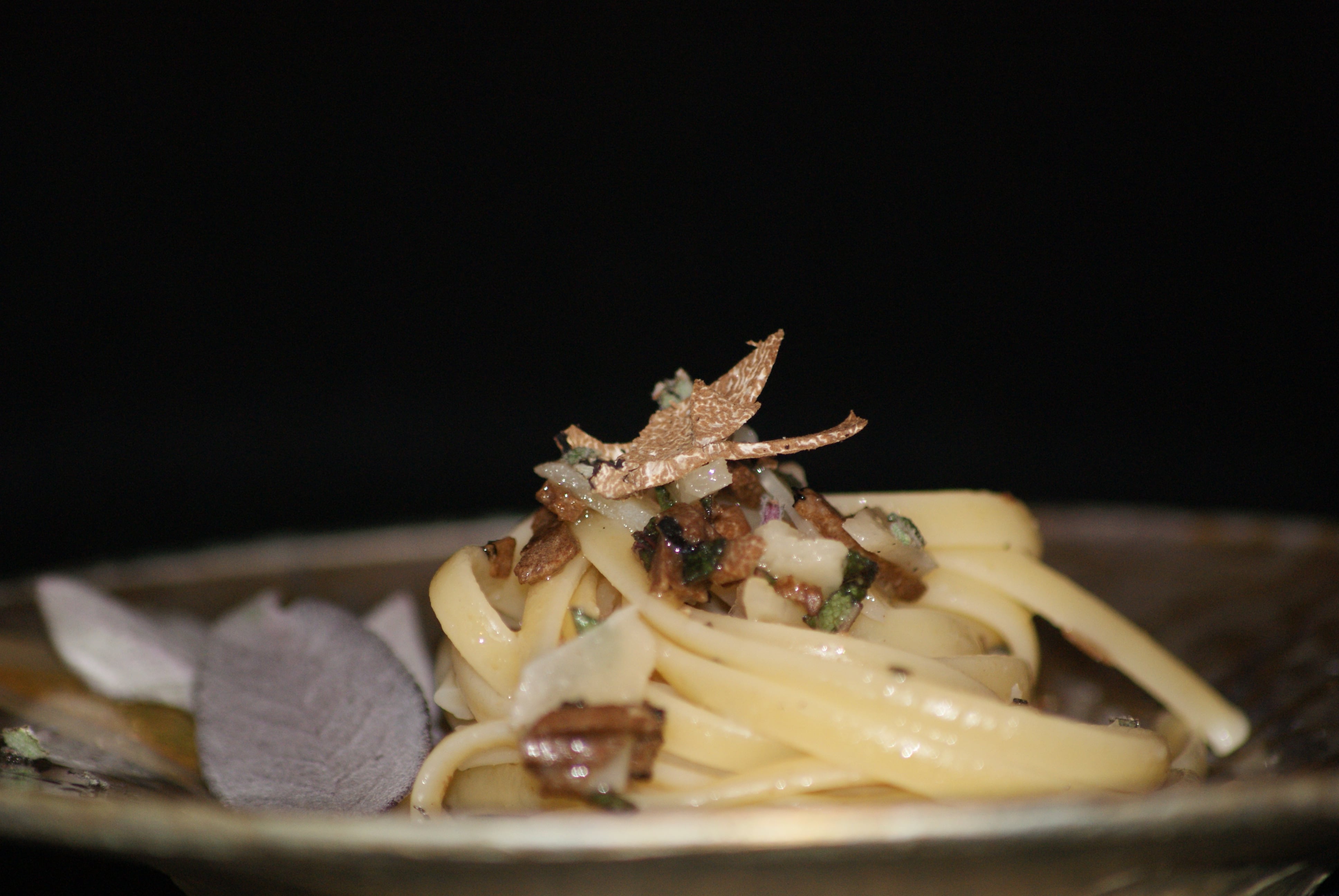 Linguine with Fresh Black Truffle